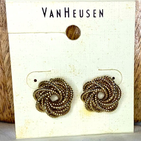 NWT, Van Heusen, Set of Gold plated twisted layered earrings! - Picture 6 of 6